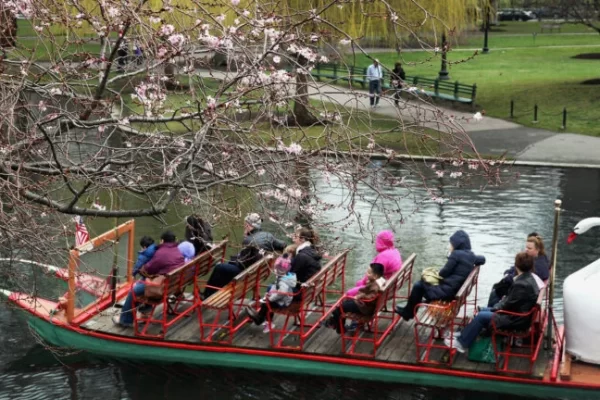 6 Best Outdoor Activities to Try in Boston