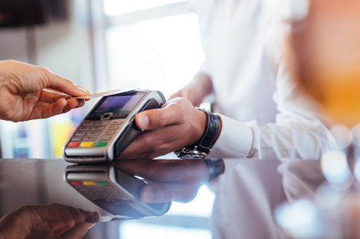 <H1> Is Australia Shifting Towards Being a Cashless Nation? </H1>